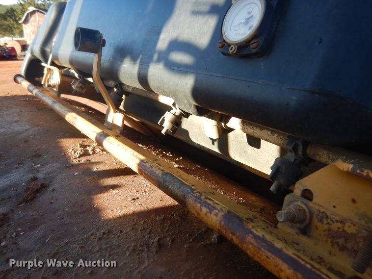 image for item DK3254 1996 Caterpillar CB-434C  double drum vibratory roller