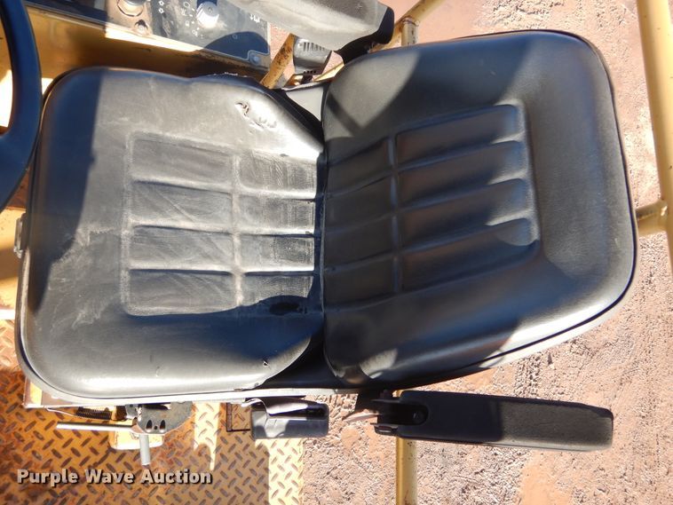 image for item DK3254 1996 Caterpillar CB-434C  double drum vibratory roller