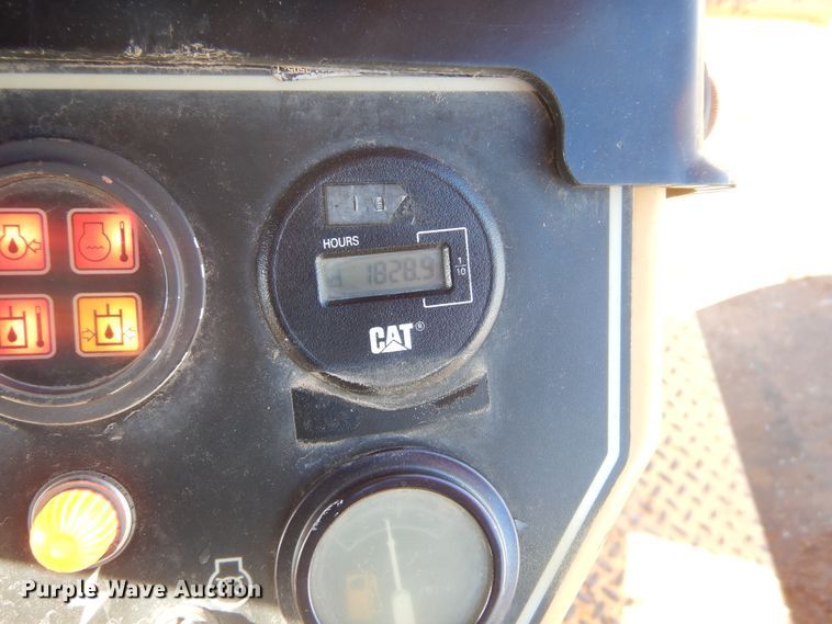 image for item DK3254 1996 Caterpillar CB-434C  double drum vibratory roller