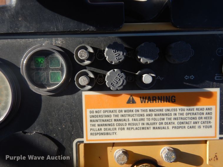 image for item DK3254 1996 Caterpillar CB-434C  double drum vibratory roller