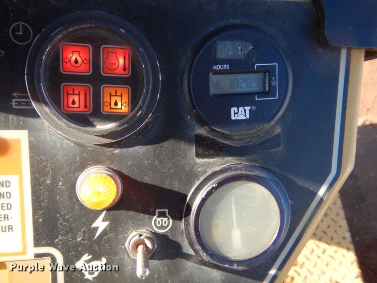 image for item DK3254 1996 Caterpillar CB-434C  double drum vibratory roller