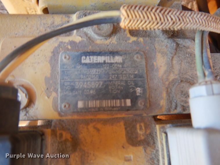 image for item DK3254 1996 Caterpillar CB-434C  double drum vibratory roller