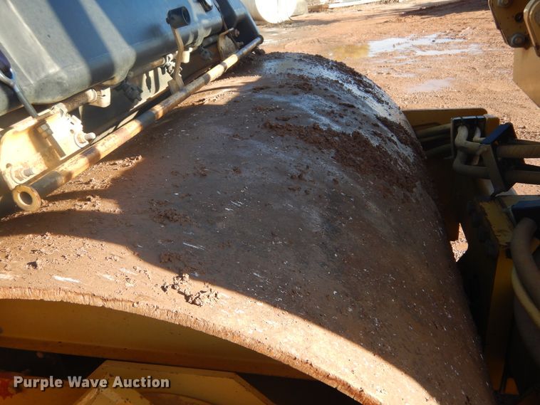 image for item DK3254 1996 Caterpillar CB-434C  double drum vibratory roller