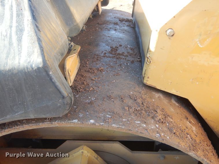 image for item DK3254 1996 Caterpillar CB-434C  double drum vibratory roller