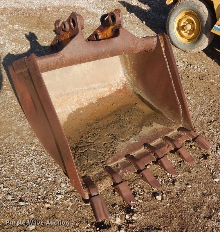 image for item DK3256 Excavator attachments