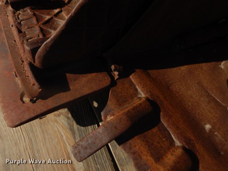 image for item DK3256 Excavator attachments