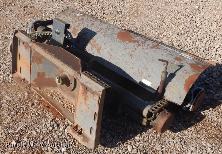 image for item DK3257 Melroe  67" W skid steer broom