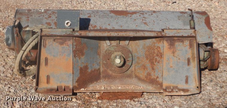 image for item DK3257 Melroe  67" W skid steer broom