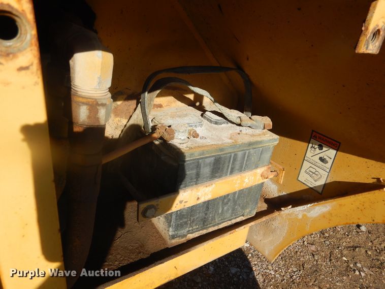 image for item DK3258 1989 Vermeer TC4  trench compactor