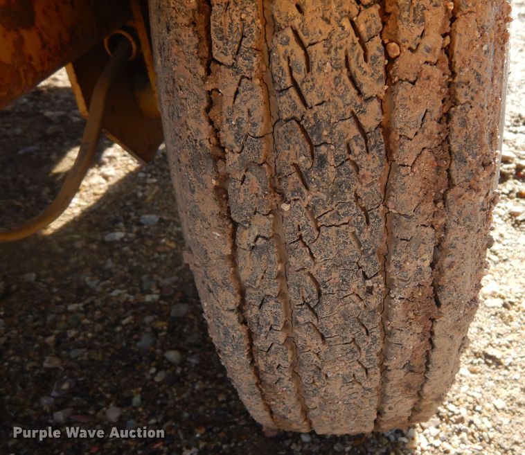 image for item DK3258 1989 Vermeer TC4  trench compactor