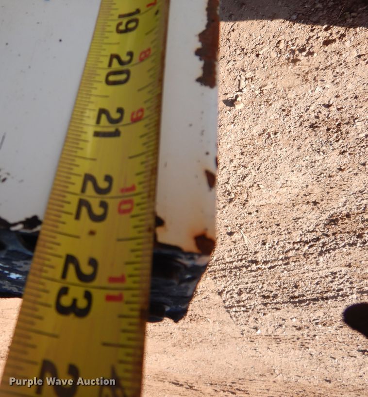 image for item DK3260 1995 Ford CF8000  oil distributor truck