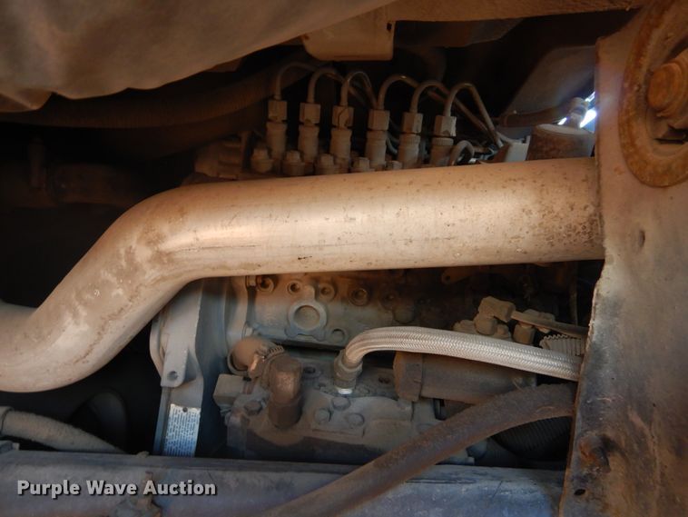 image for item DK3260 1995 Ford CF8000  oil distributor truck