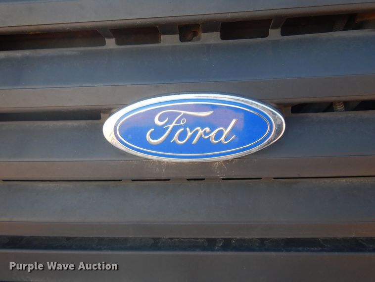 image for item DK3260 1995 Ford CF8000  oil distributor truck