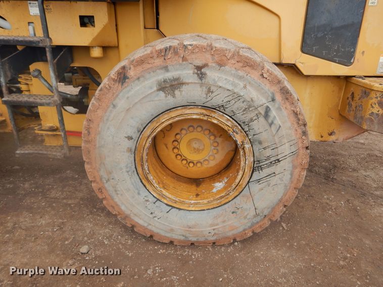 image for item DK3261 2002 Caterpillar 938G  wheel loader<br />An erroneous bid was placed in the last moments of bidding on this asset in our December 16 auction.
