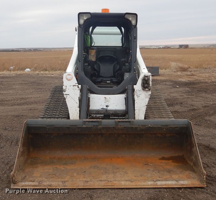 image for item DK3280 2015 Bobcat T870  tracked skid steer loader