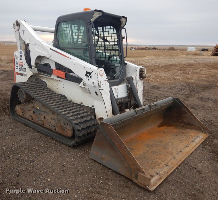 image for item DK3280 2015 Bobcat T870  tracked skid steer loader