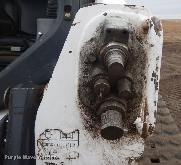 image for item DK3280 2015 Bobcat T870  tracked skid steer loader