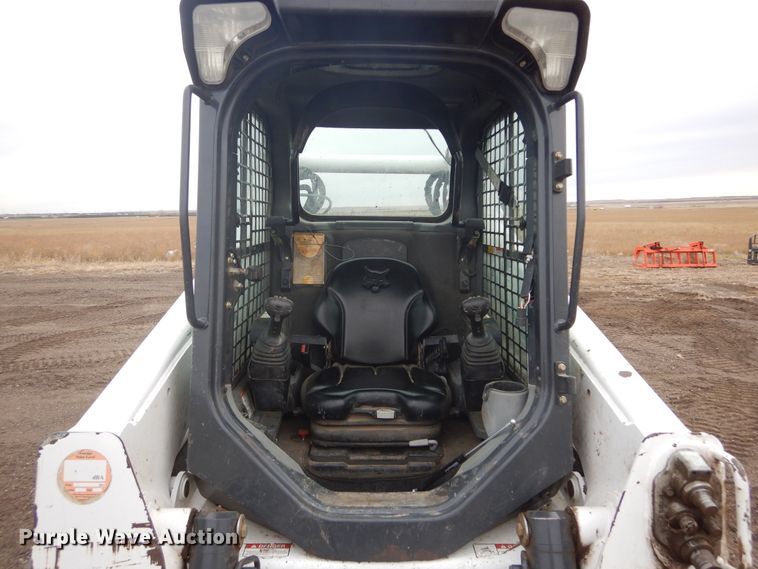 image for item DK3280 2015 Bobcat T870  tracked skid steer loader