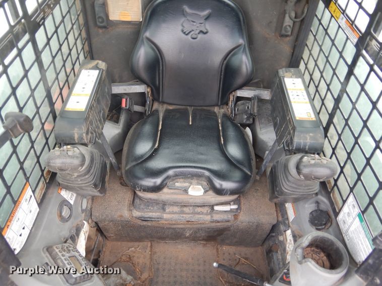 image for item DK3280 2015 Bobcat T870  tracked skid steer loader