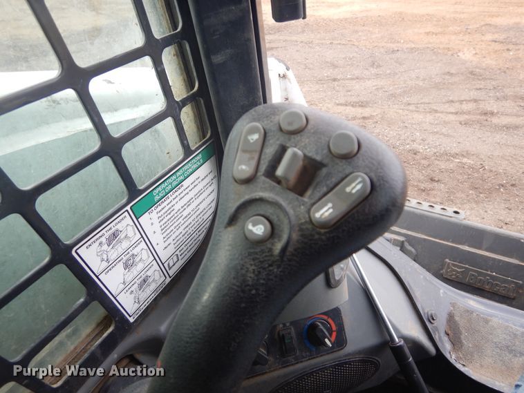 image for item DK3280 2015 Bobcat T870  tracked skid steer loader