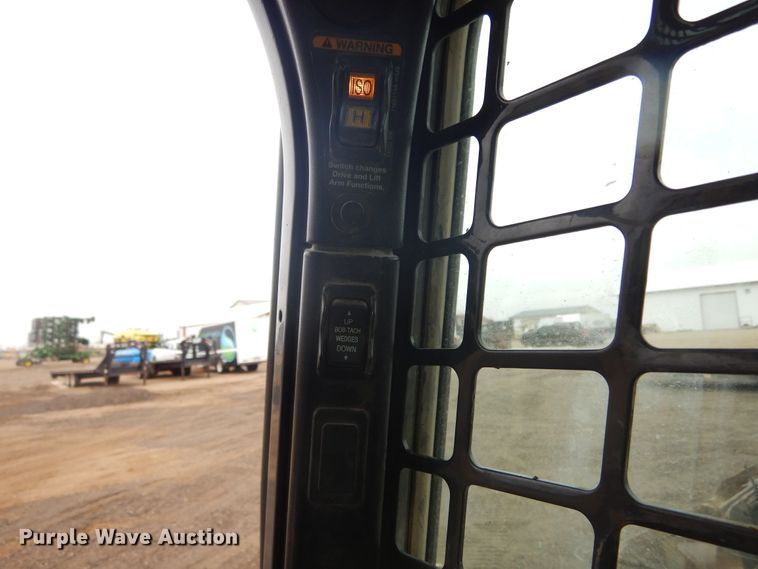 image for item DK3280 2015 Bobcat T870  tracked skid steer loader