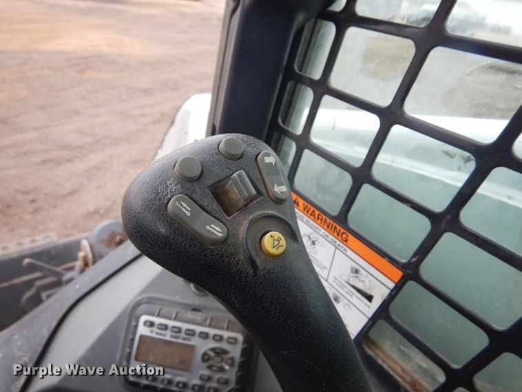 image for item DK3280 2015 Bobcat T870  tracked skid steer loader