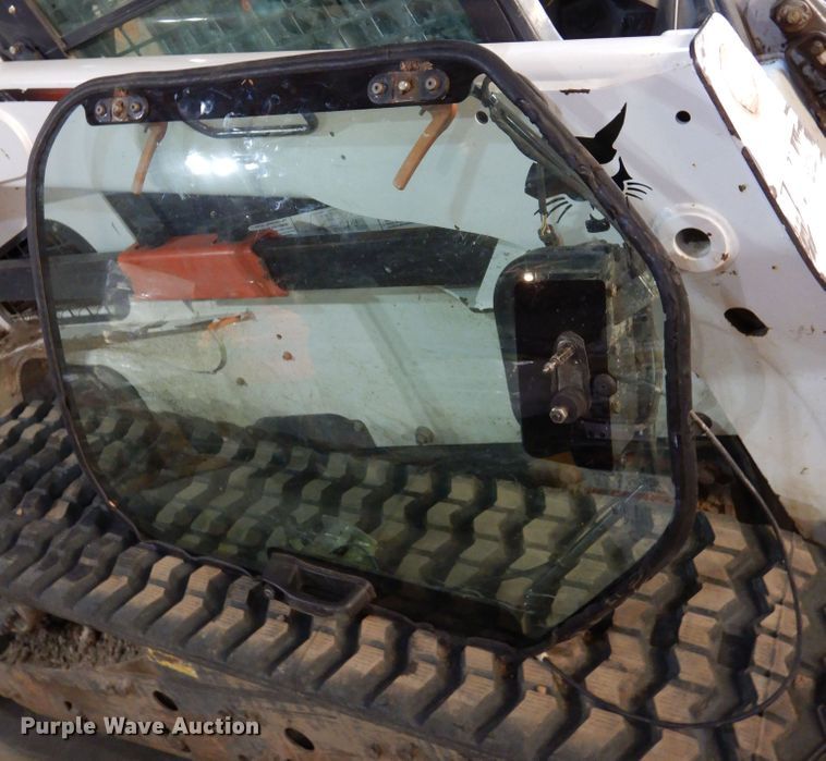 image for item DK3280 2015 Bobcat T870  tracked skid steer loader