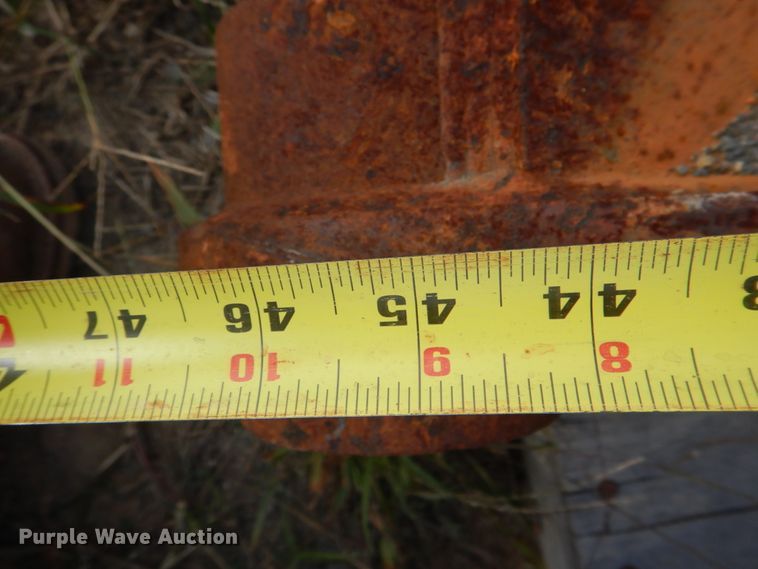 image for item DL0683 (2) excavator attachments