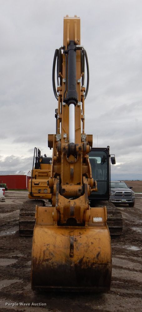 image for item DL5764 2018 Caterpillar 330F L  excavator