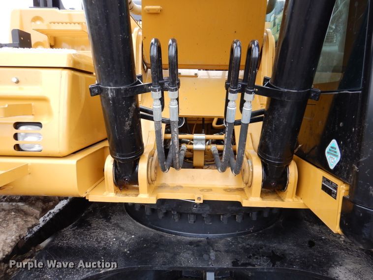 image for item DL5764 2018 Caterpillar 330F L  excavator