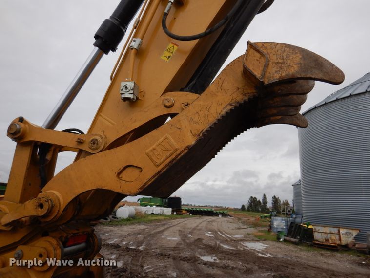 image for item DL5764 2018 Caterpillar 330F L  excavator