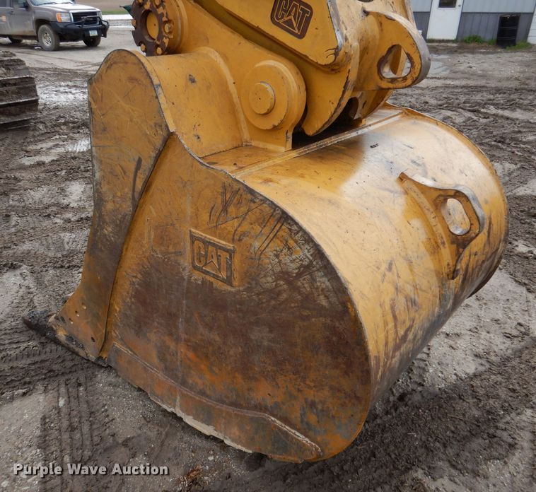 image for item DL5764 2018 Caterpillar 330F L  excavator