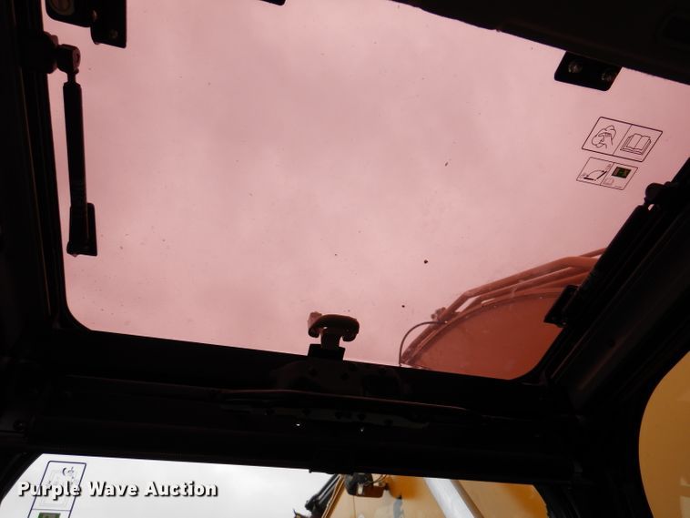 image for item DL5764 2018 Caterpillar 330F L  excavator