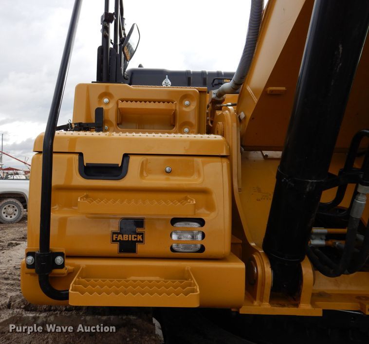 image for item DL5764 2018 Caterpillar 330F L  excavator