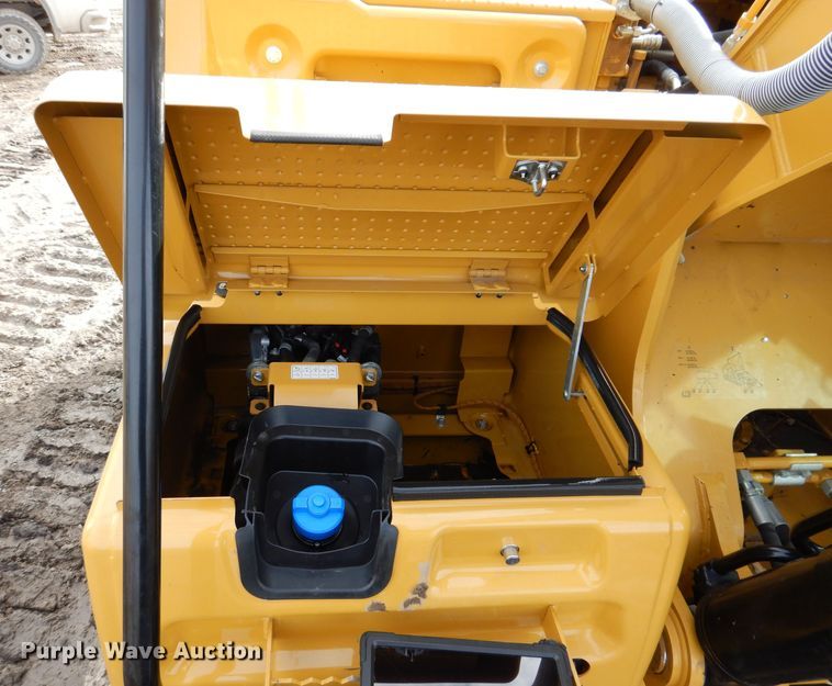 image for item DL5764 2018 Caterpillar 330F L  excavator