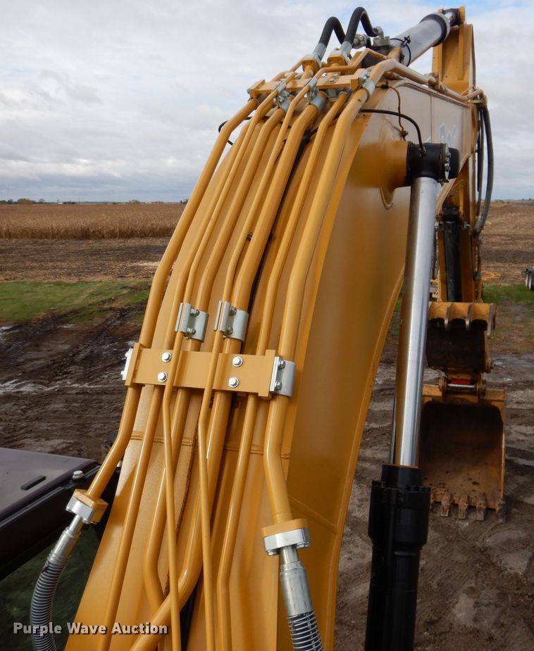 image for item DL5764 2018 Caterpillar 330F L  excavator