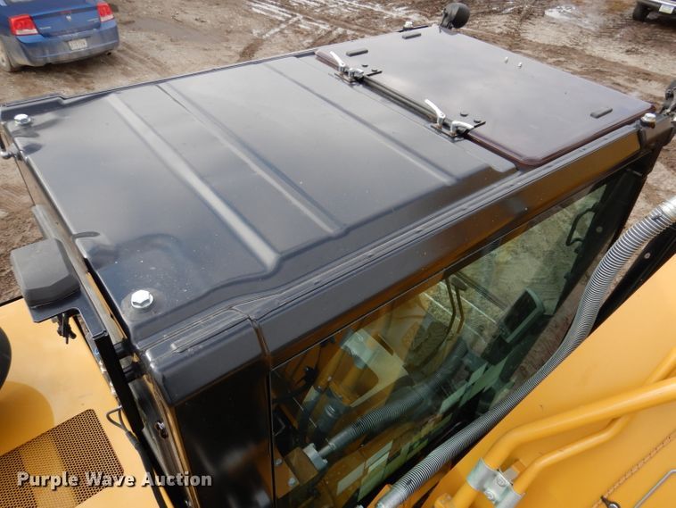 image for item DL5764 2018 Caterpillar 330F L  excavator