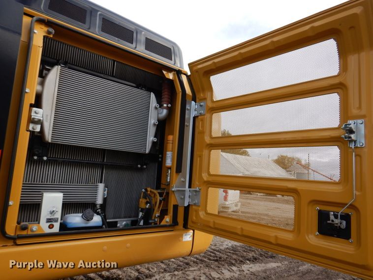 image for item DL5764 2018 Caterpillar 330F L  excavator