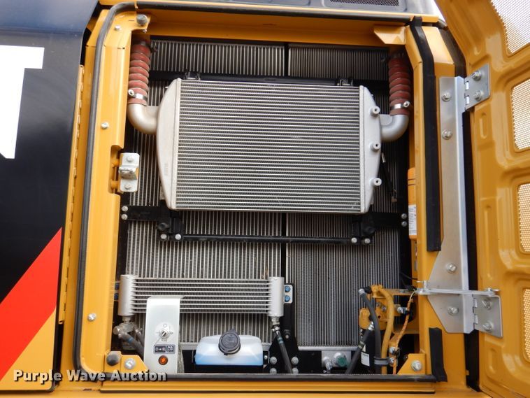 image for item DL5764 2018 Caterpillar 330F L  excavator