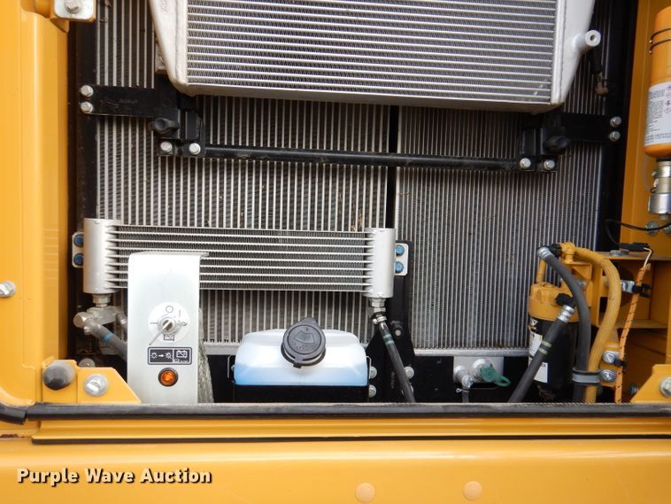 image for item DL5764 2018 Caterpillar 330F L  excavator