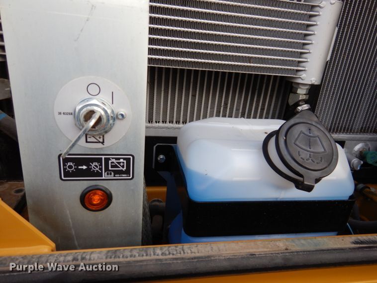 image for item DL5764 2018 Caterpillar 330F L  excavator