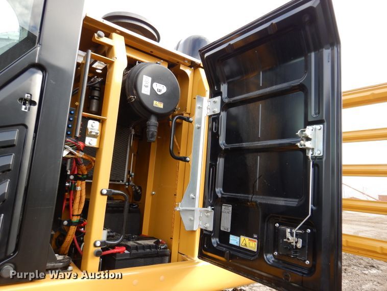 image for item DL5764 2018 Caterpillar 330F L  excavator