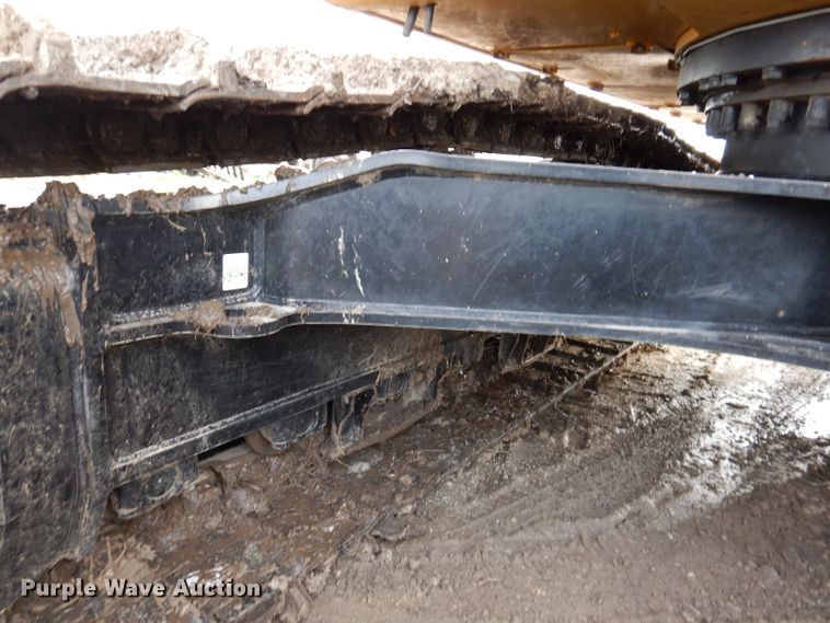 image for item DL5764 2018 Caterpillar 330F L  excavator