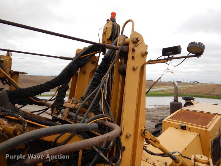 image for item DL5765 2000 Buckeye 6200M  tile plow
