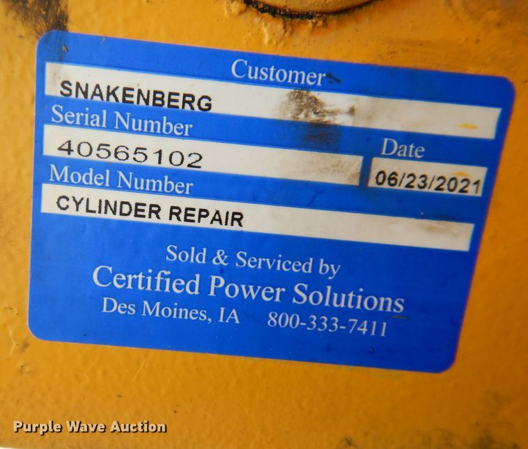 image for item DL5765 2000 Buckeye 6200M  tile plow