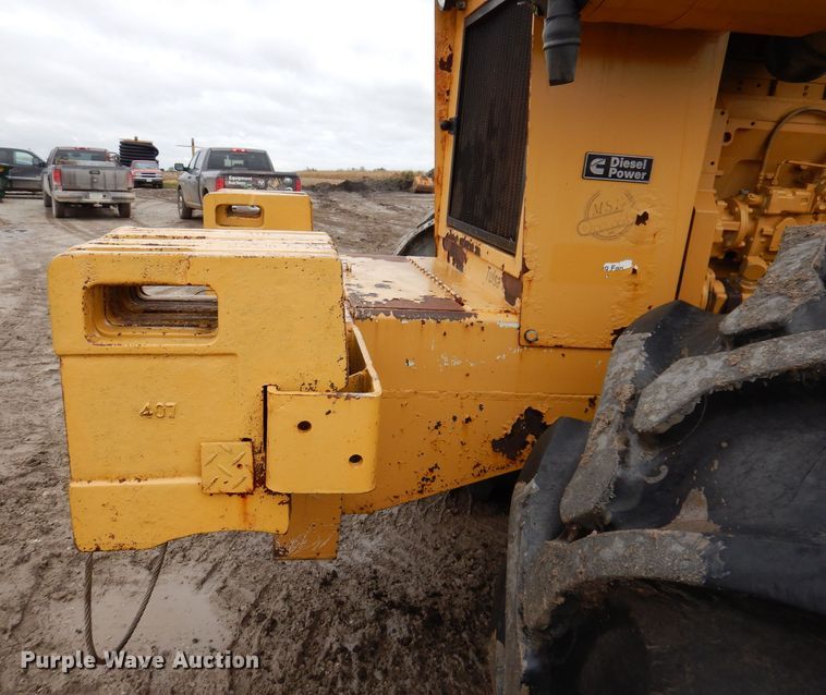 image for item DL5765 2000 Buckeye 6200M  tile plow