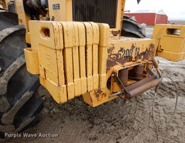image for item DL5765 2000 Buckeye 6200M  tile plow