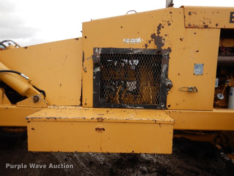 image for item DL5765 2000 Buckeye 6200M  tile plow