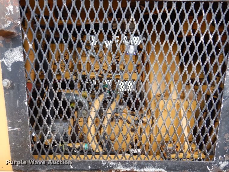 image for item DL5765 2000 Buckeye 6200M  tile plow