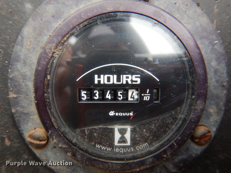 image for item DL5765 2000 Buckeye 6200M  tile plow